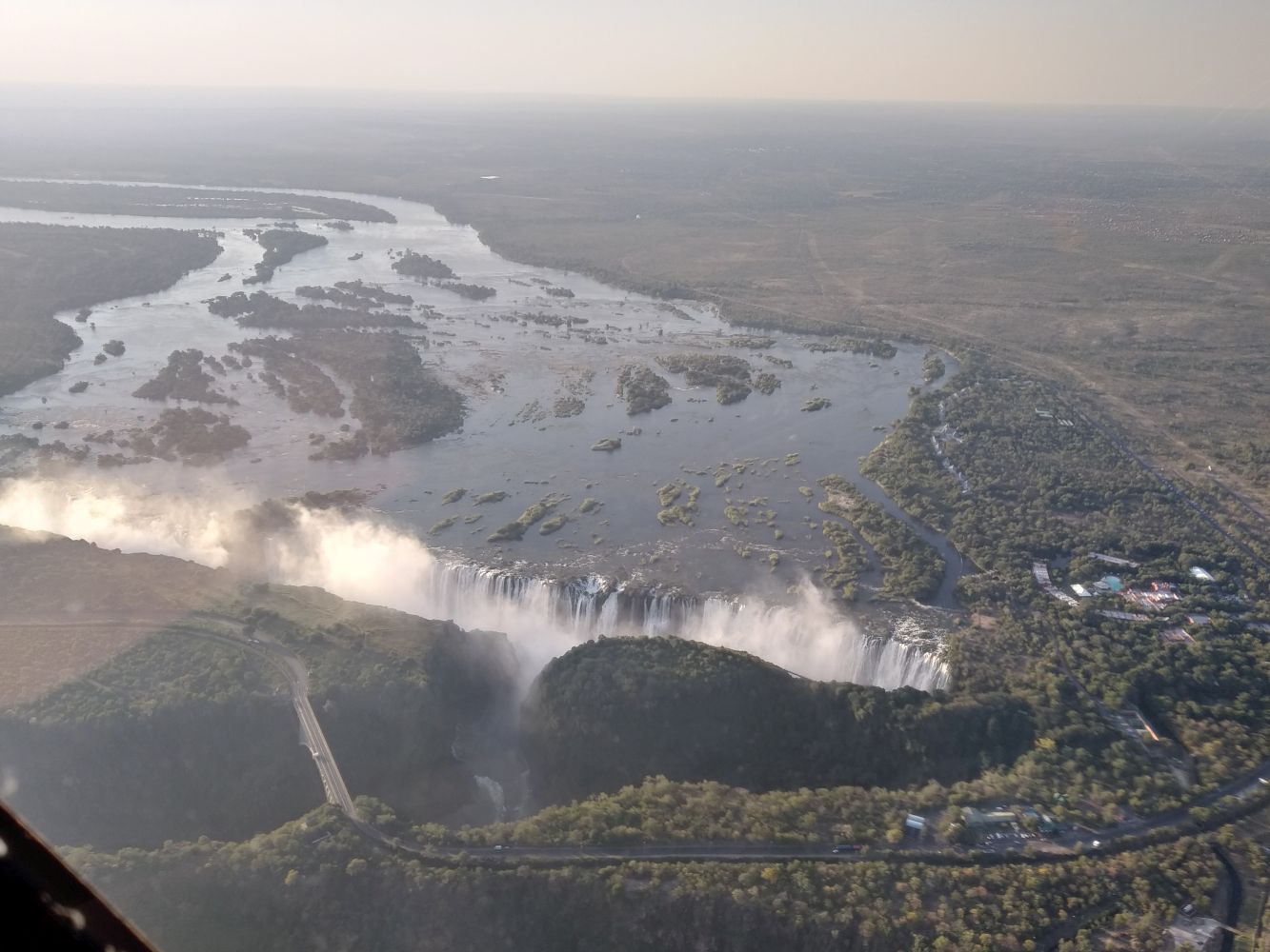 ... Victoria Falls z ptačí perskektivy 1 